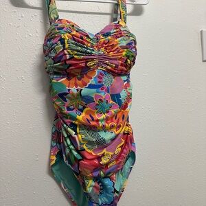 Colorful Floral woman Swimsuit
